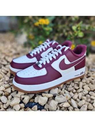 Nike Air Force 1 Low '07 LV8 Pacchetto College Night Maroon