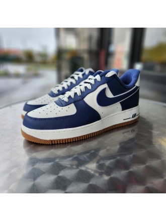 Nike Air Force 1 '07 LV8 Pacchetto College Midnight Navy