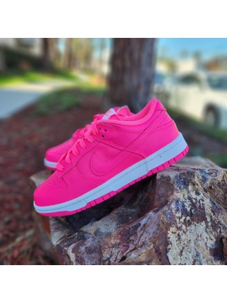 W Nike Dunk Low Hyper Pink