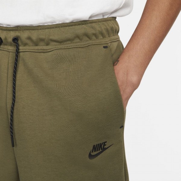 Pantaloncini Nike Sportswear Tech Fleece Uomo Oliva Media